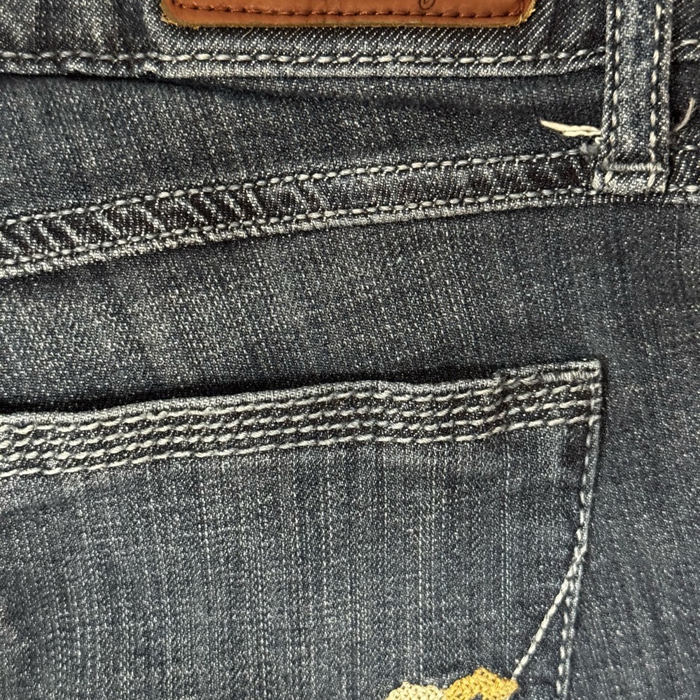 Wrangler Dark Blue Skinny Leg Jeans with Pink Stitching - Picture 5 of 8